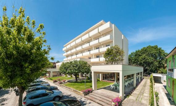 senigalliahotels en hotels-at-the-seaside-and-on-the-hills-senigallia 016