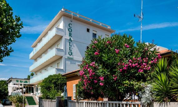 senigalliahotels en hotels-at-the-seaside-and-on-the-hills-senigallia 014
